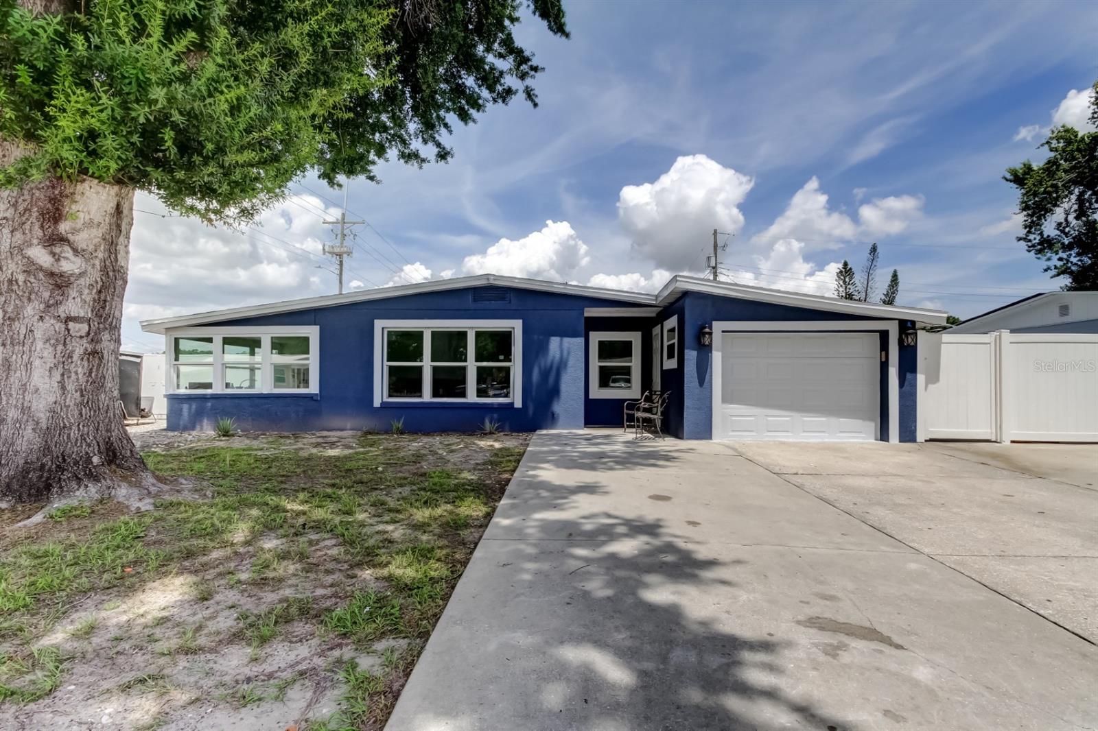 Image 33 of 33 For 4727 Town N Country Boulevard