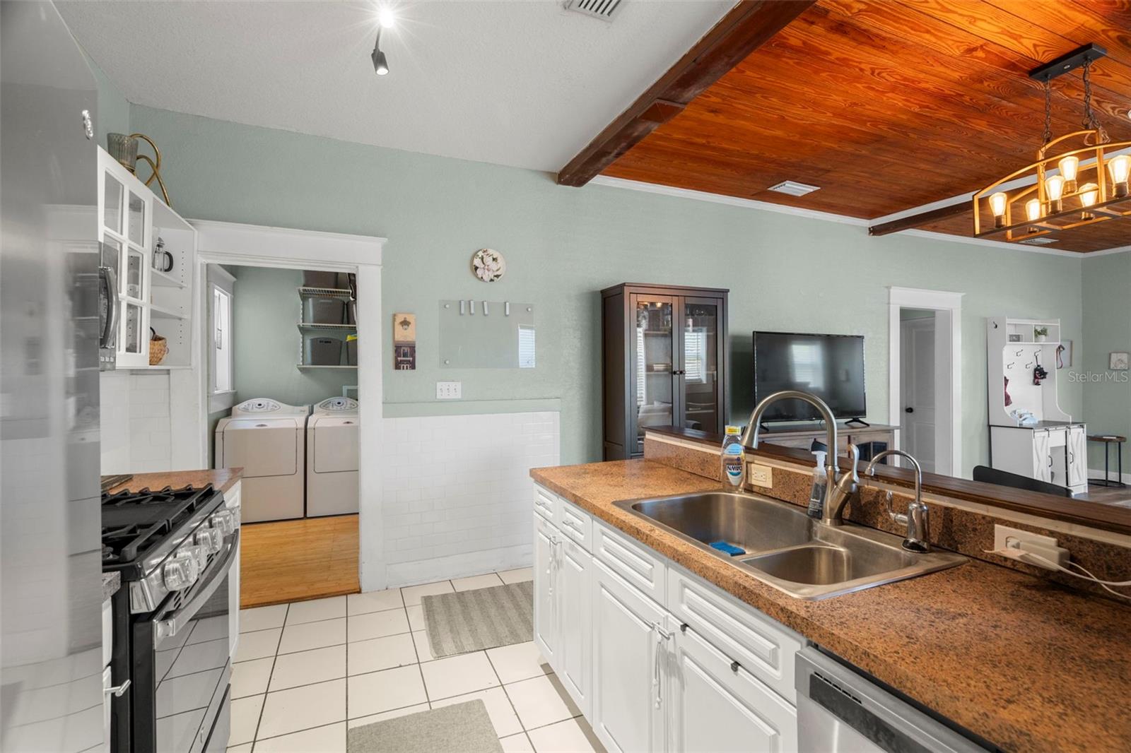 Image 12 of 30 For 6016 Dexter Avenue