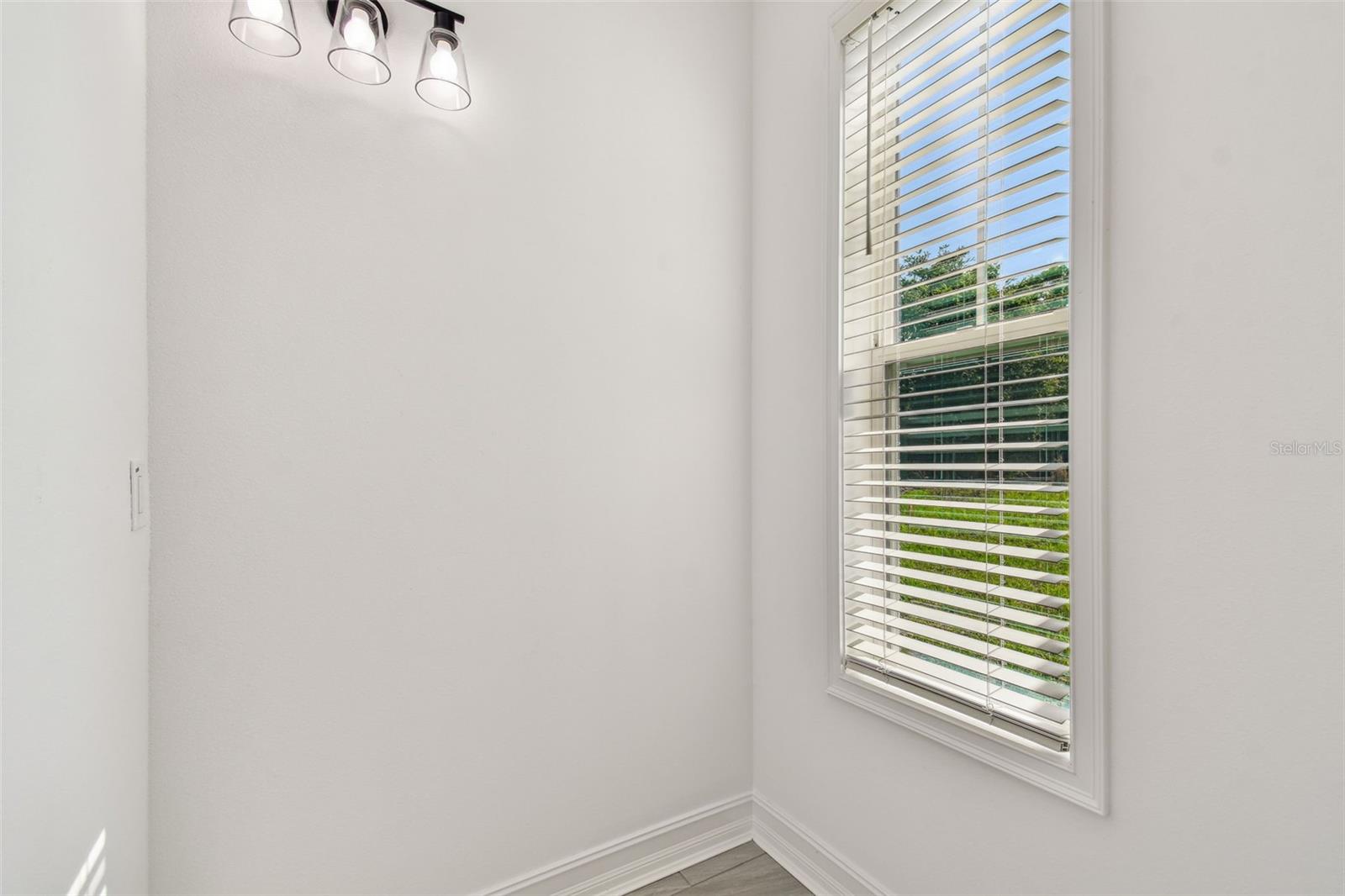 Image 15 of 98 For 301 Daniels Street