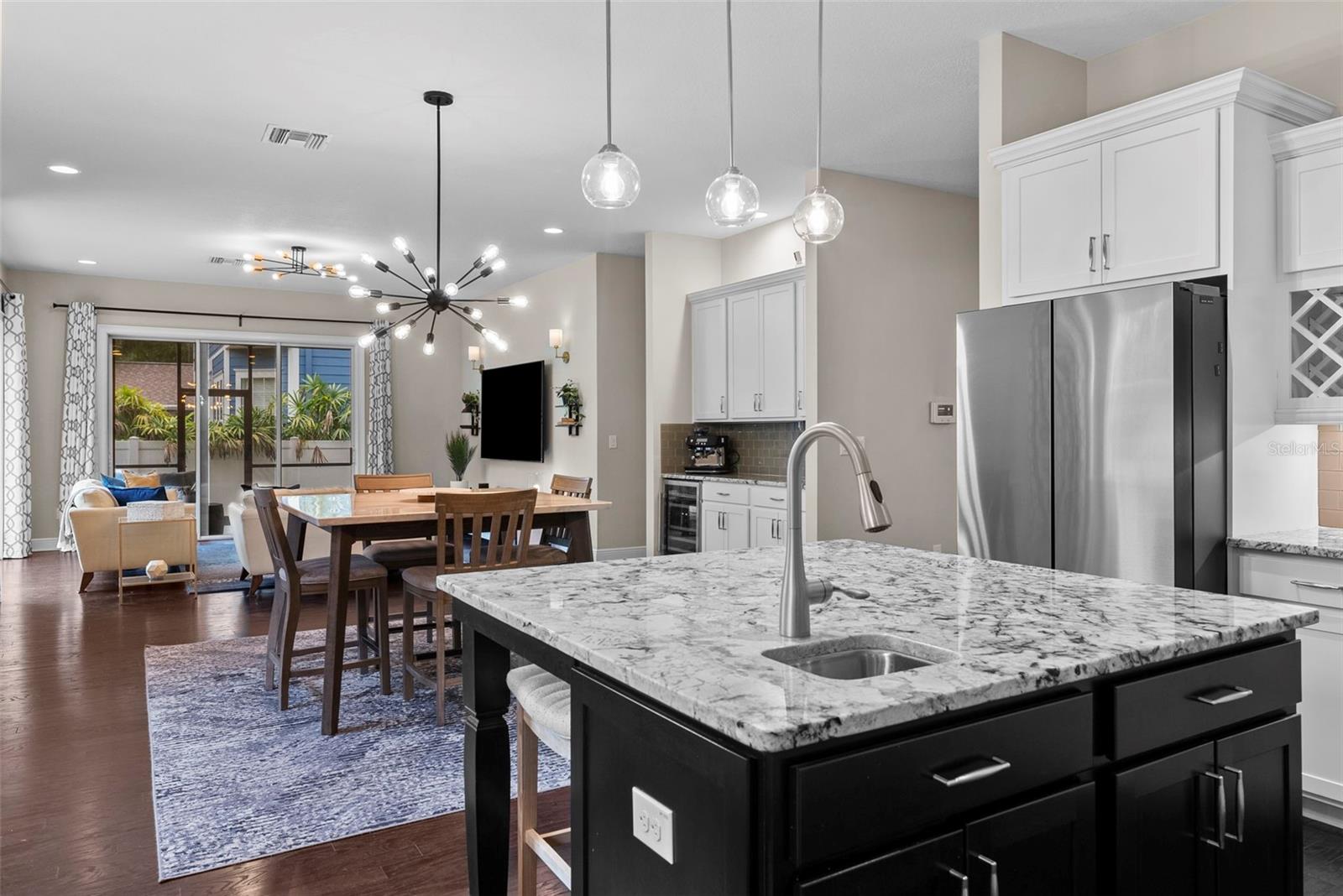 Image 3 of 59 For 4615 El Prado Boulevard