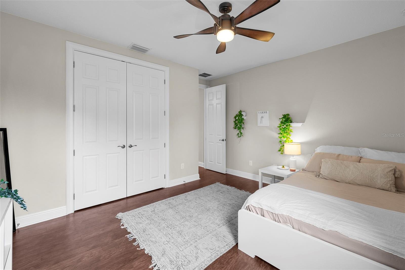 Image 40 of 59 For 4615 El Prado Boulevard