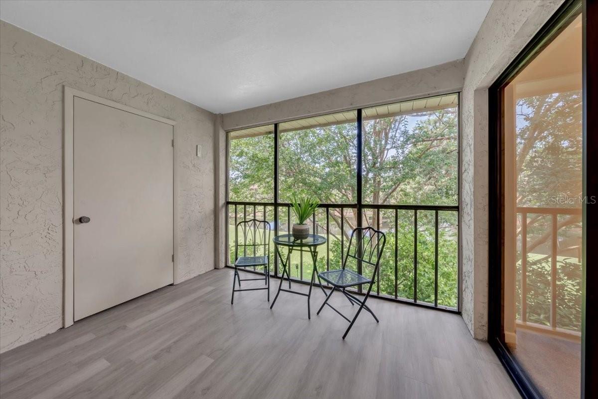 Image 15 of 37 For 2681 Sabal Springs Circle 204