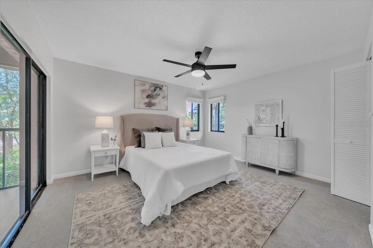 Image 18 of 37 For 2681 Sabal Springs Circle 204