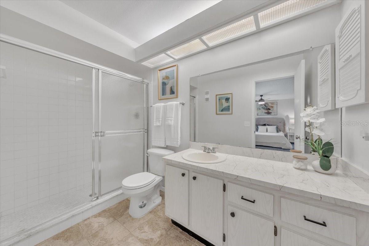 Image 22 of 37 For 2681 Sabal Springs Circle 204
