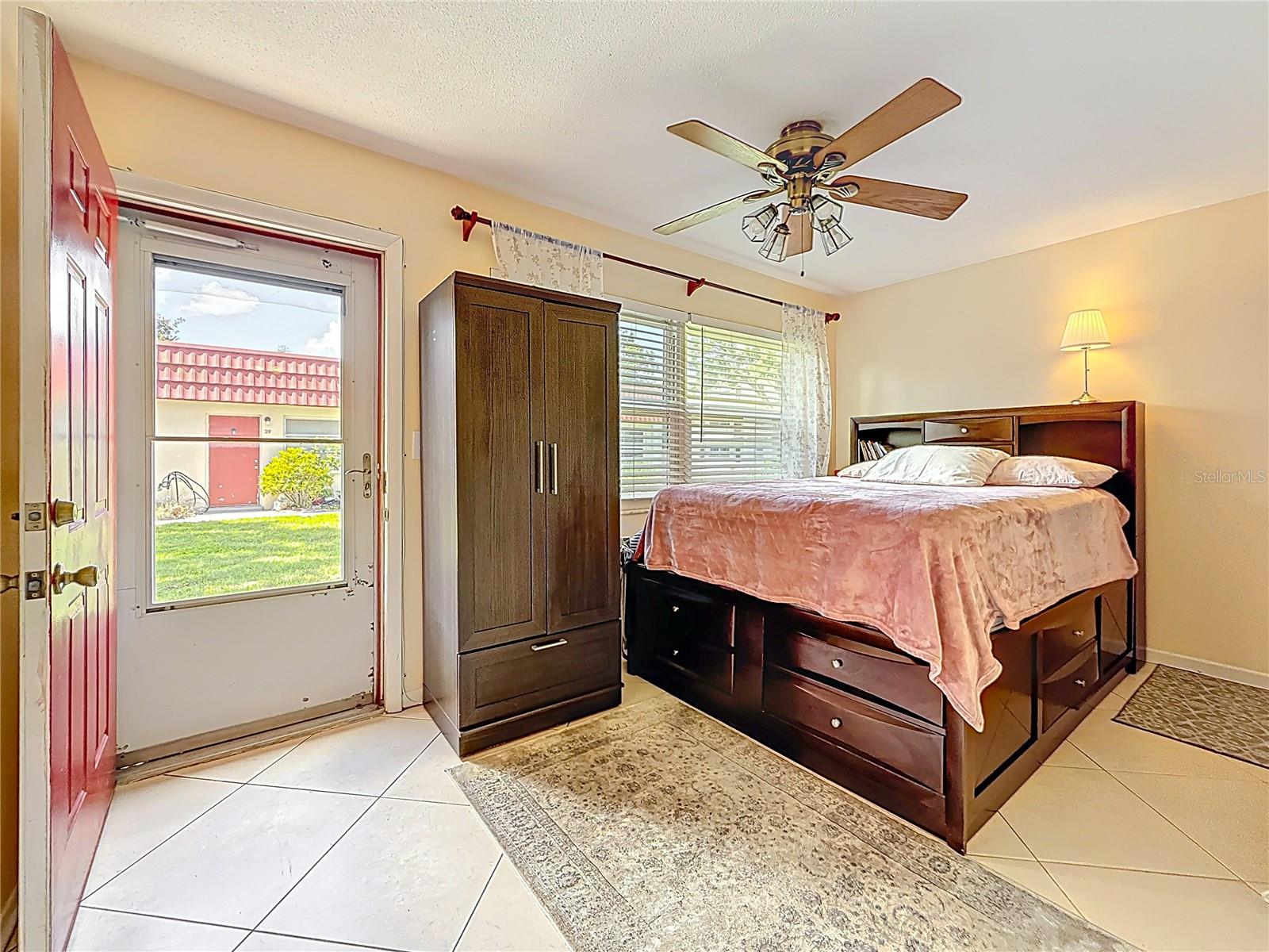 Image 10 of 25 For 5870 38th Avenue N 44