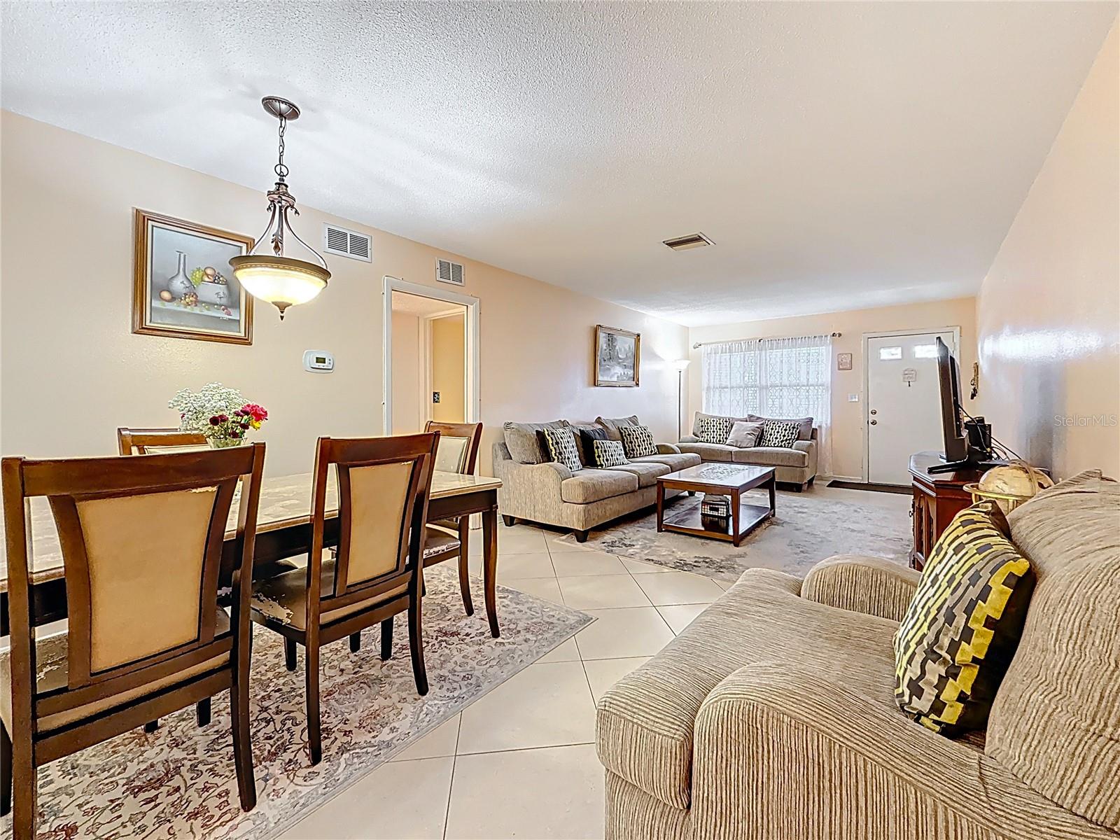 Image 3 of 25 For 5870 38th Avenue N 44