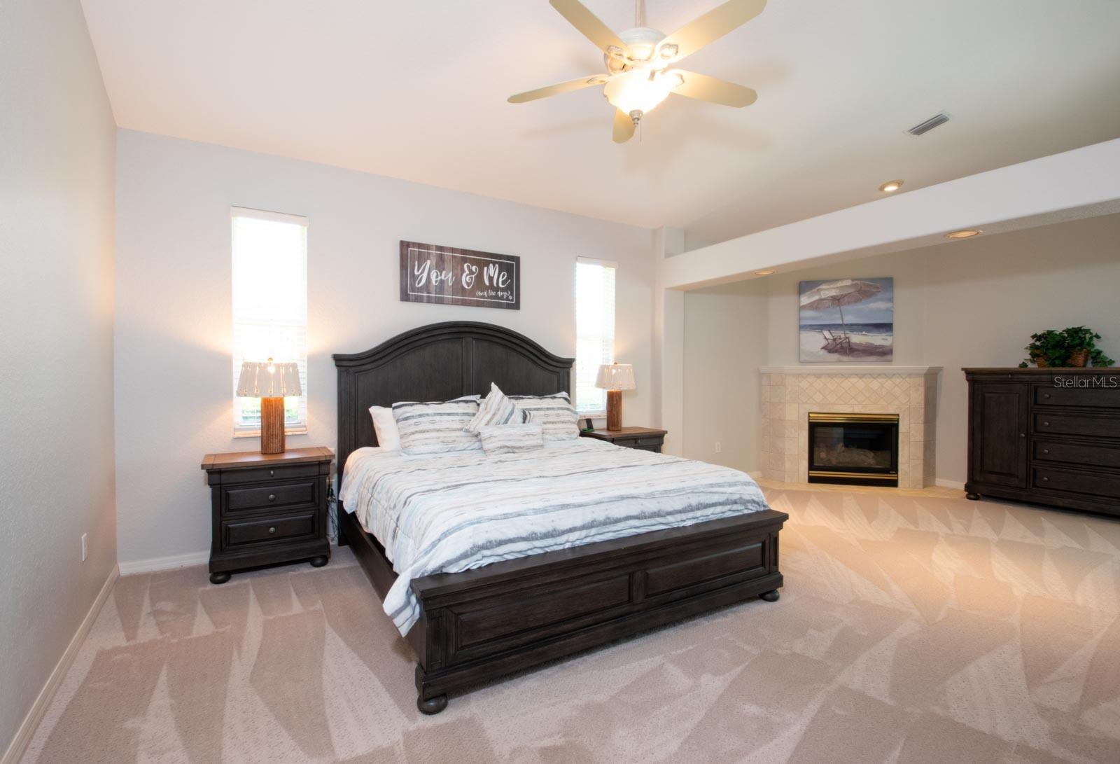 Listing photo id 15 for 916 Bunker View Drive