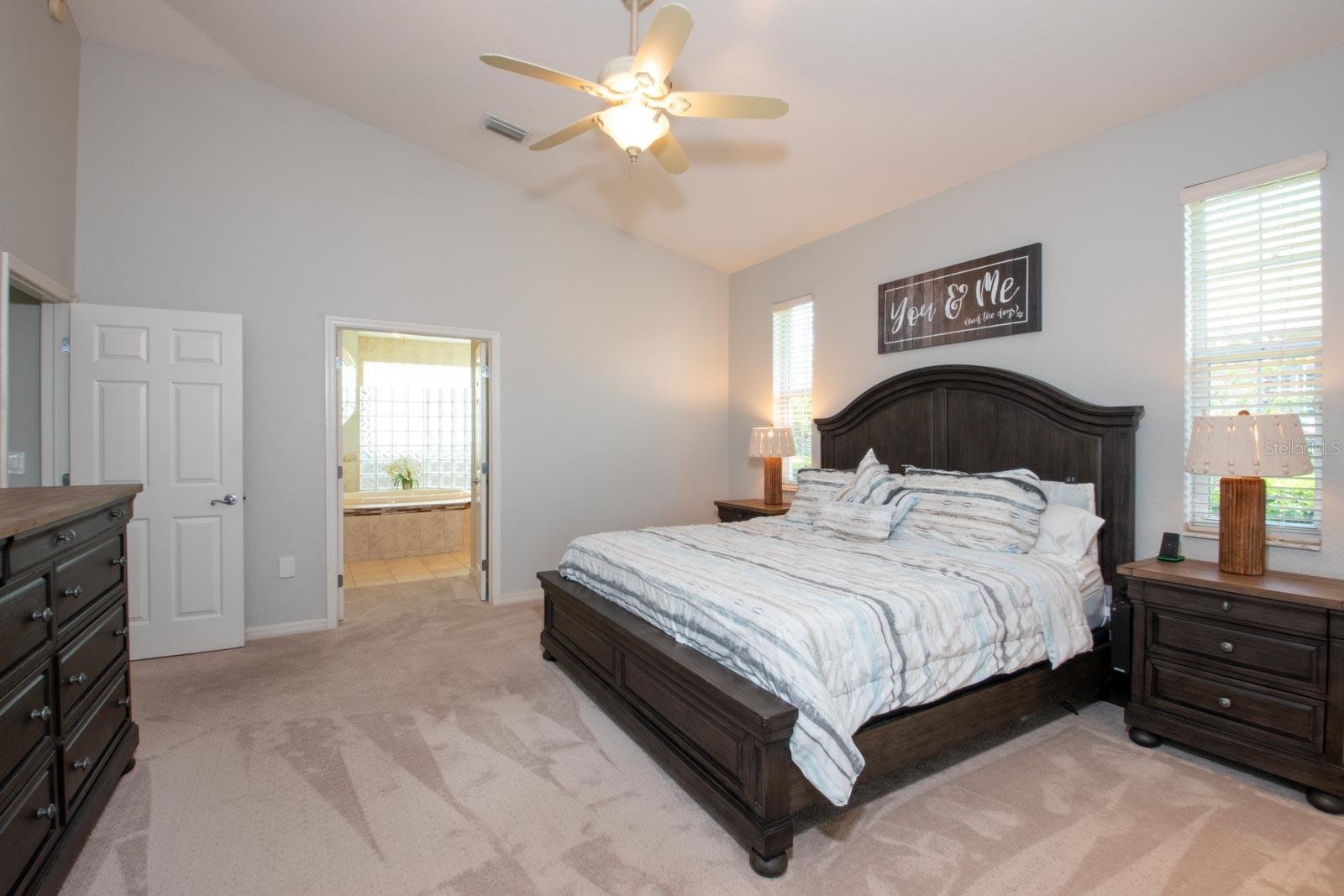 Listing photo id 19 for 916 Bunker View Drive