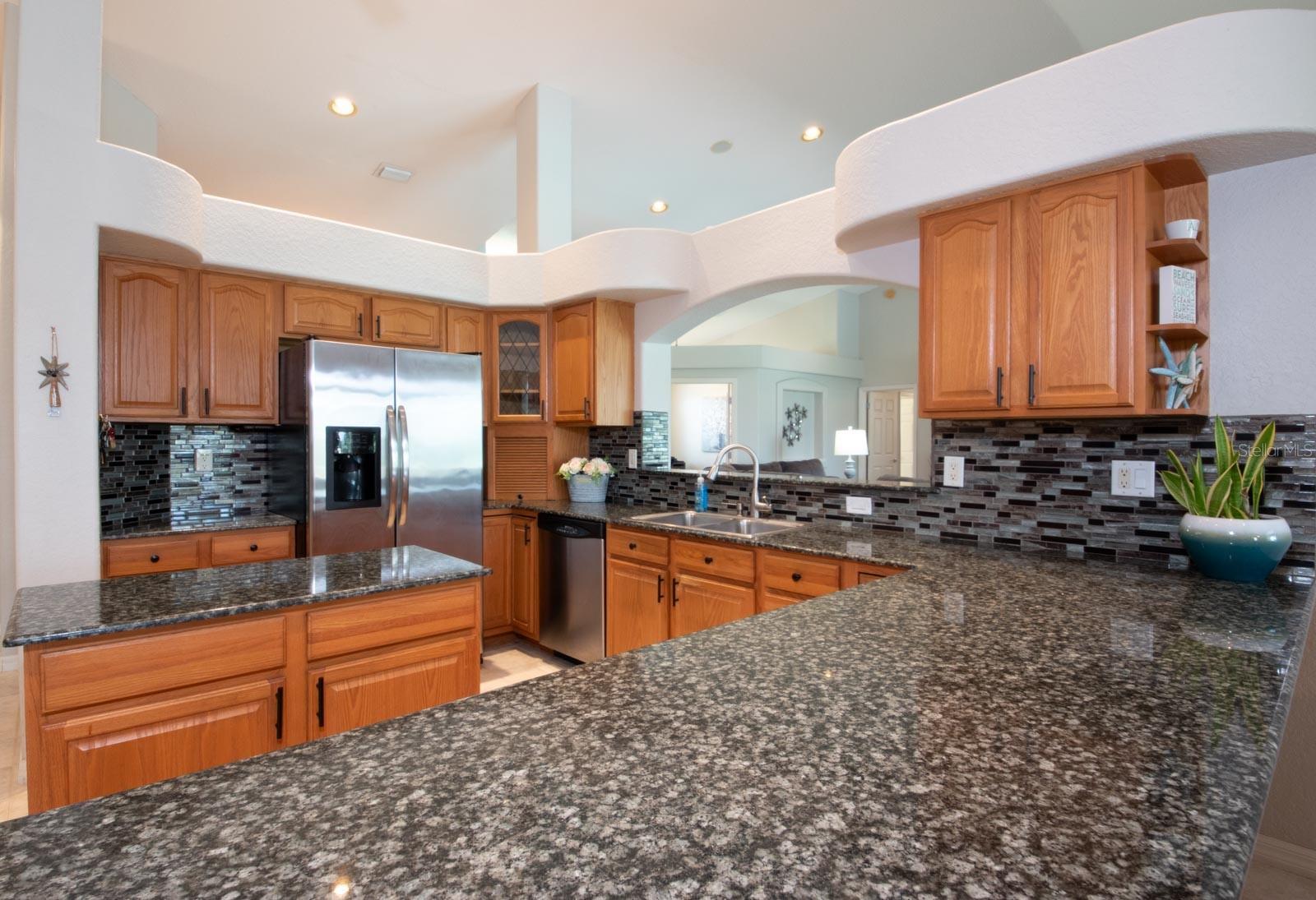 Listing photo id 27 for 916 Bunker View Drive