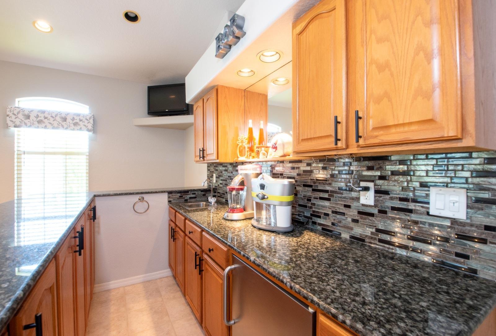 Listing photo id 31 for 916 Bunker View Drive
