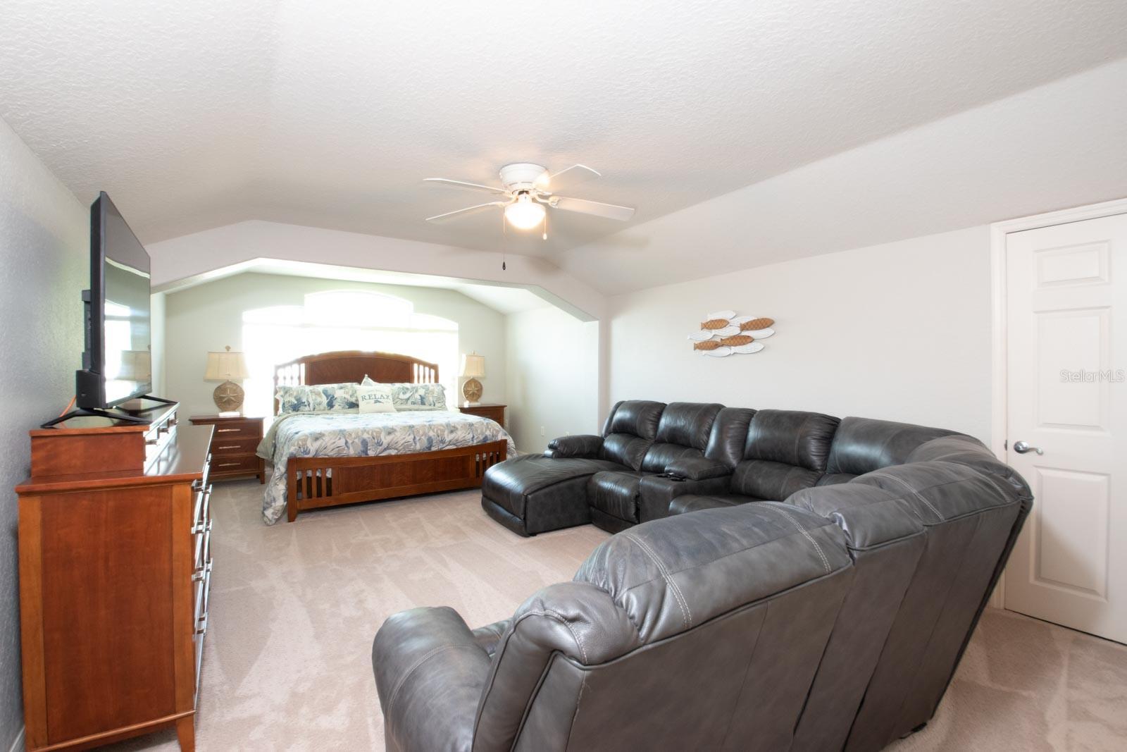 Listing photo id 36 for 916 Bunker View Drive