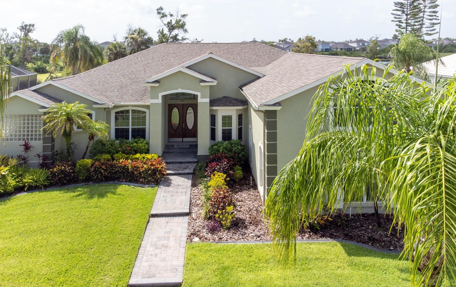 Listing photo id 2 for 916 Bunker View Drive
