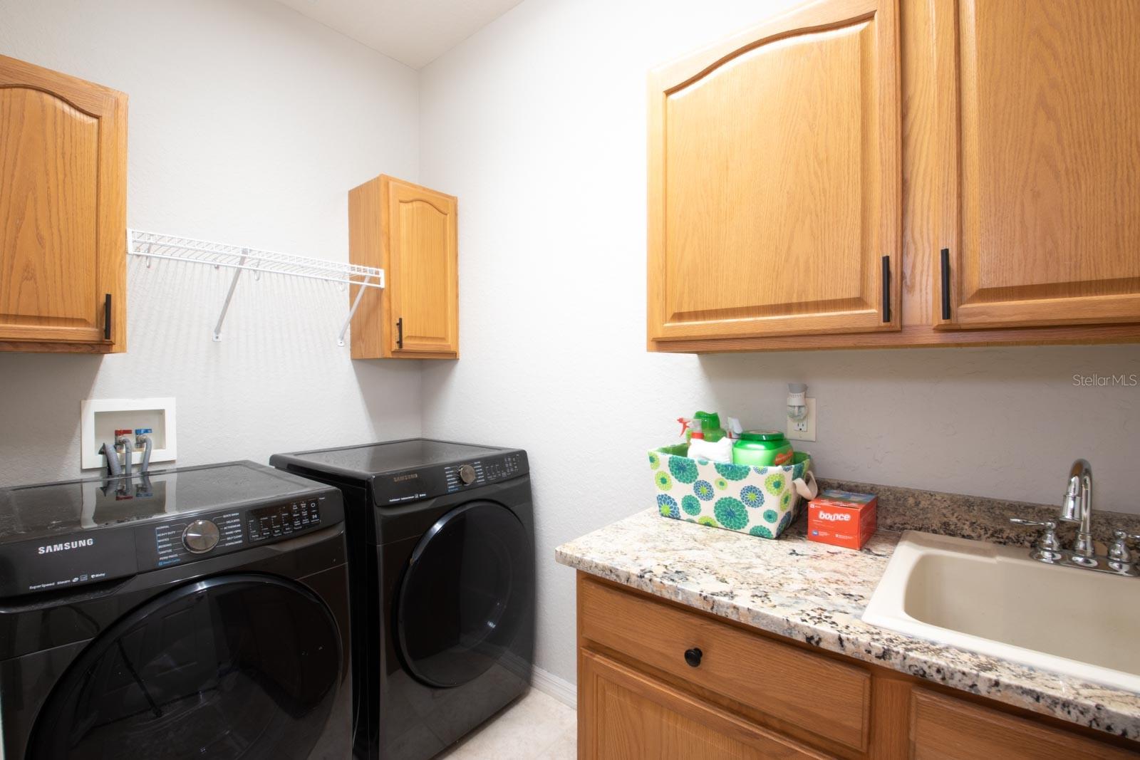 Listing photo id 41 for 916 Bunker View Drive