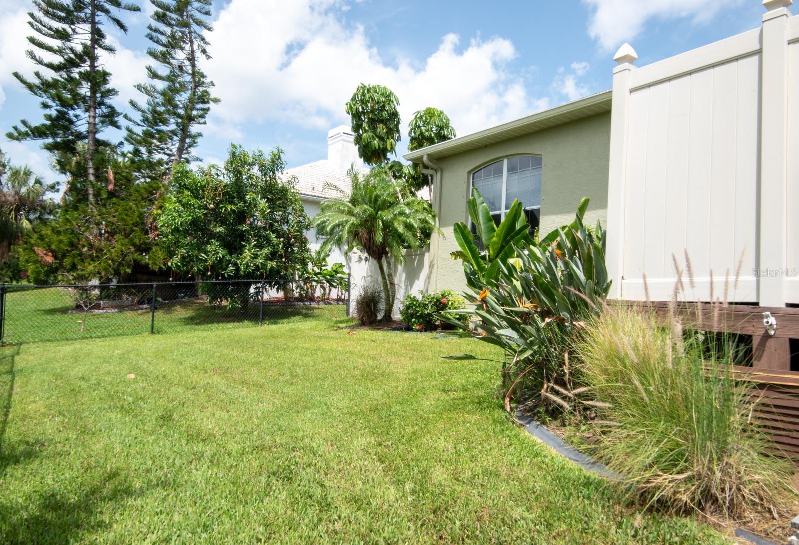 Listing photo id 57 for 916 Bunker View Drive