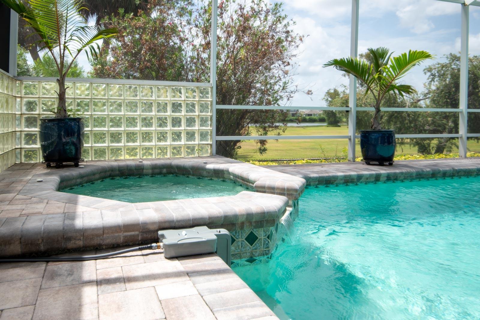 Listing photo id 6 for 916 Bunker View Drive
