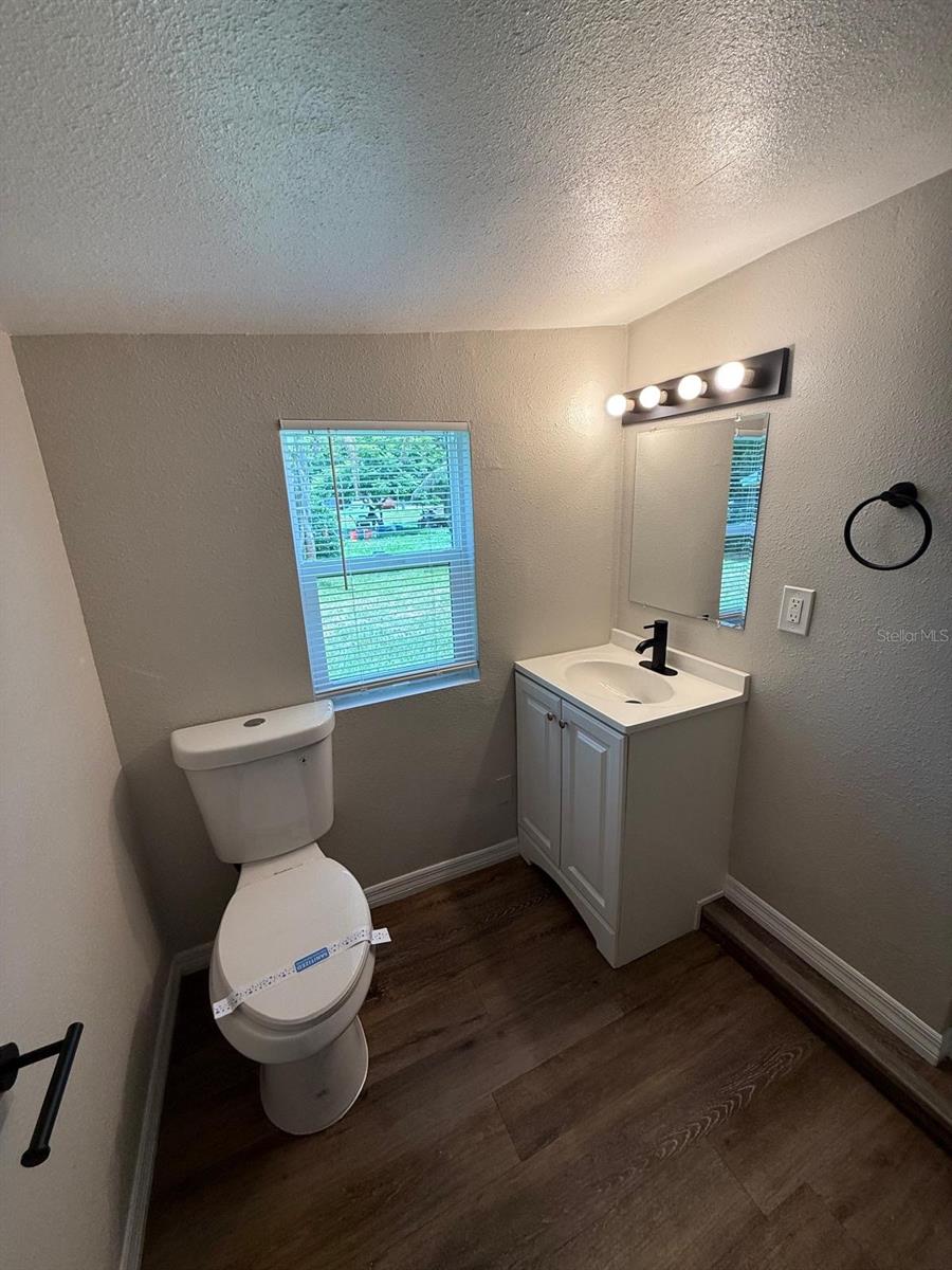 Image 13 of 42 For 1512 7th Street