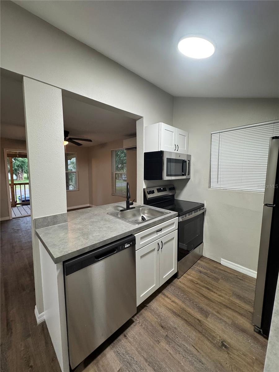 Image 19 of 42 For 1512 7th Street