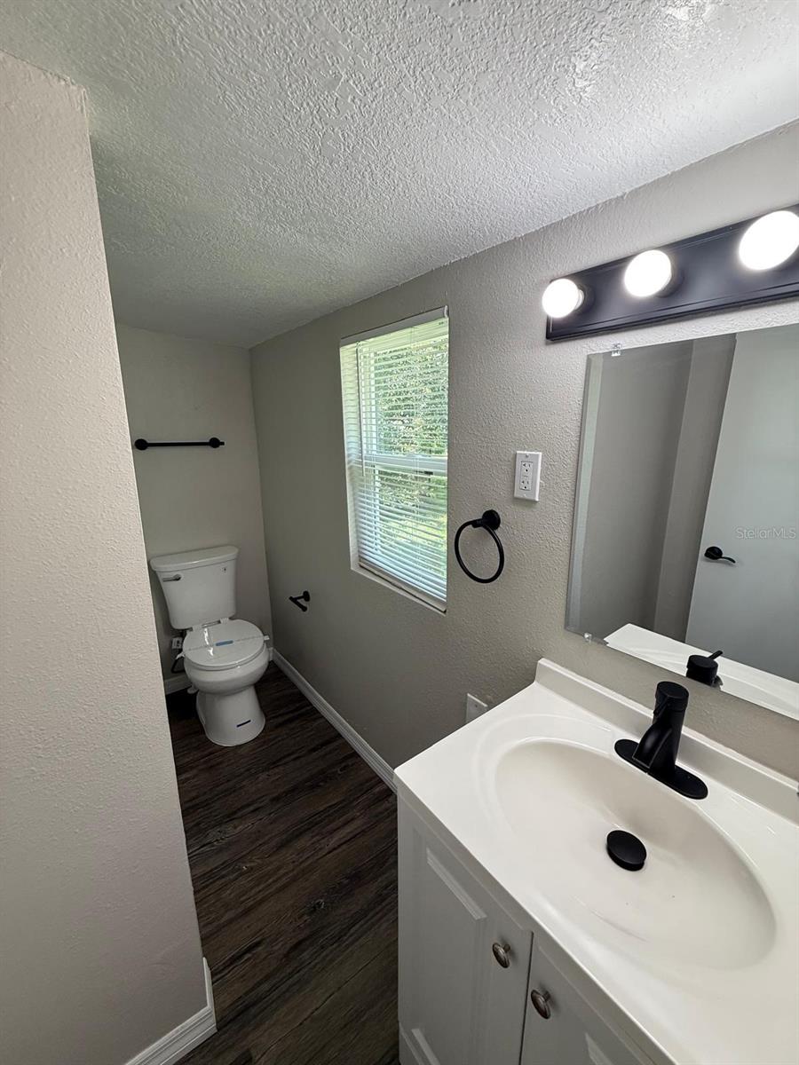 Image 31 of 42 For 1512 7th Street