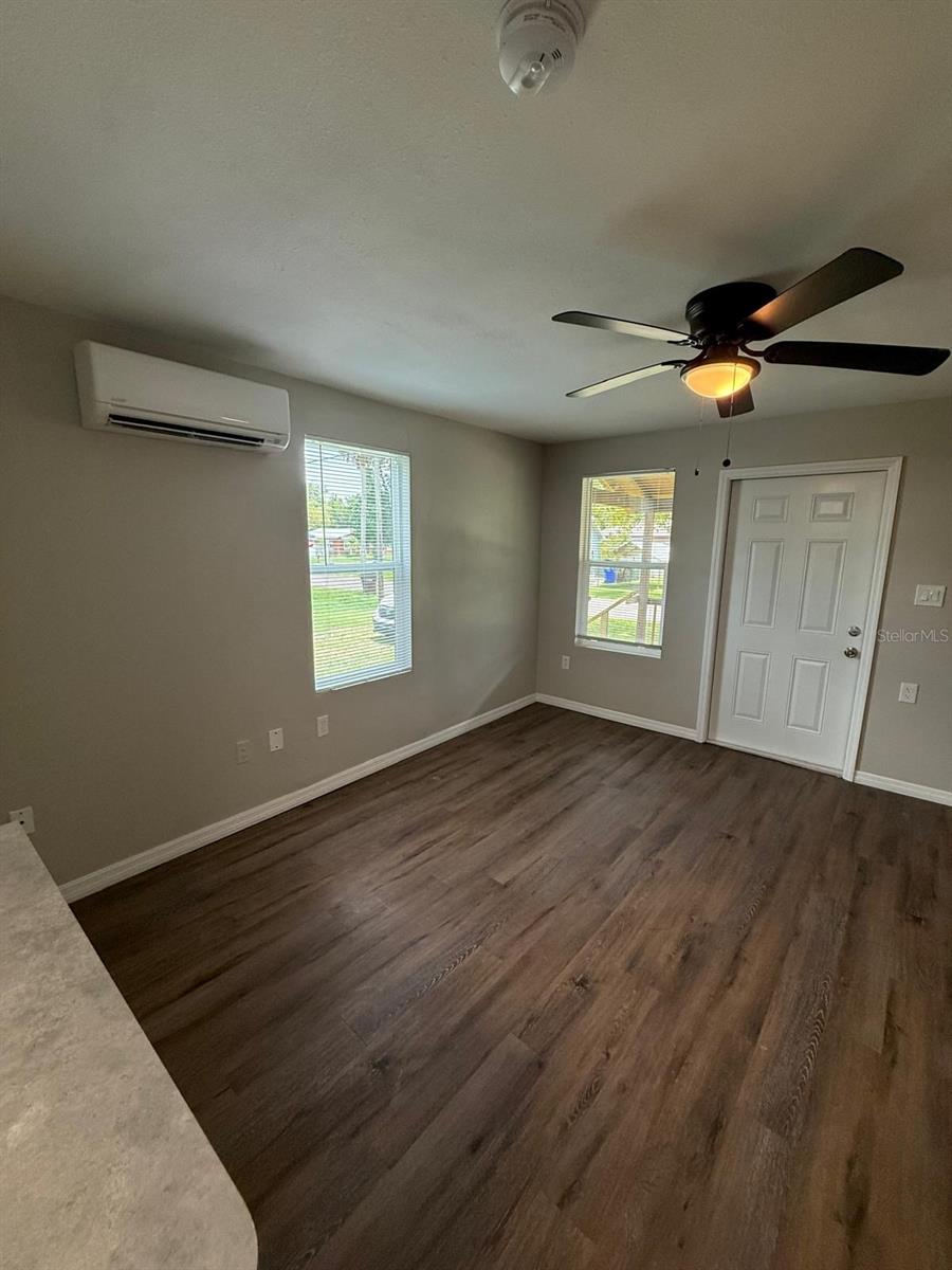 Image 5 of 42 For 1512 7th Street