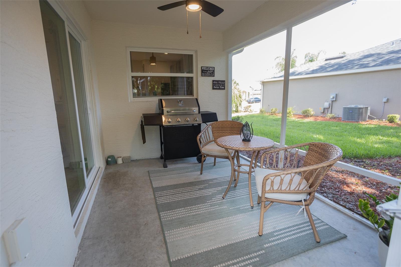Image 15 of 18 For 10274 Julia Isles Avenue