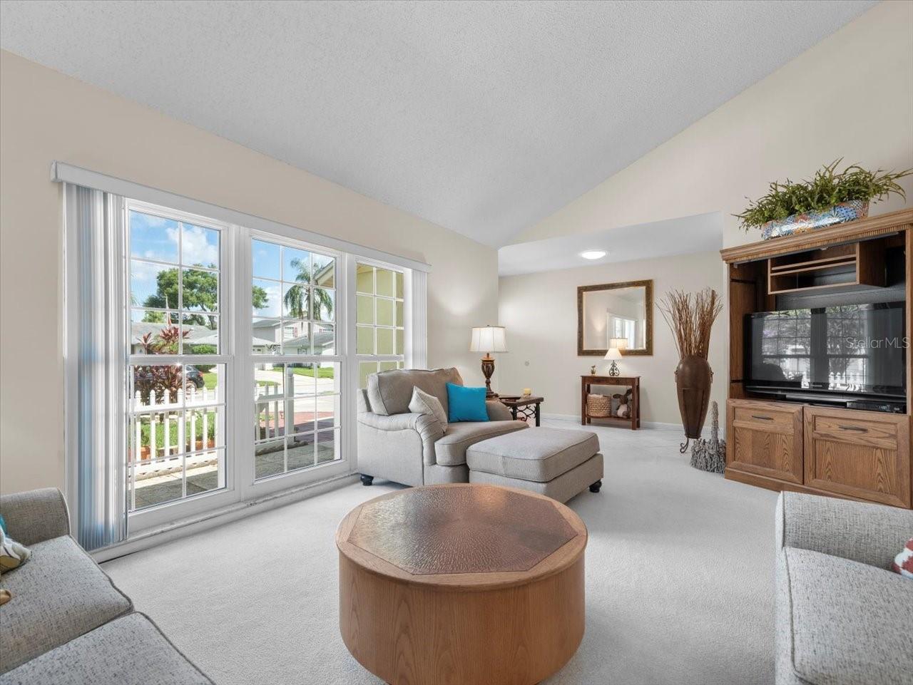 Image 17 of 35 For 15711 Springmoss Lane