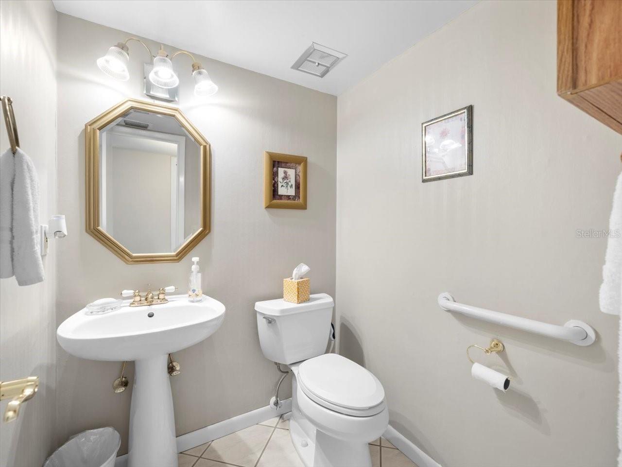 Image 18 of 35 For 15711 Springmoss Lane