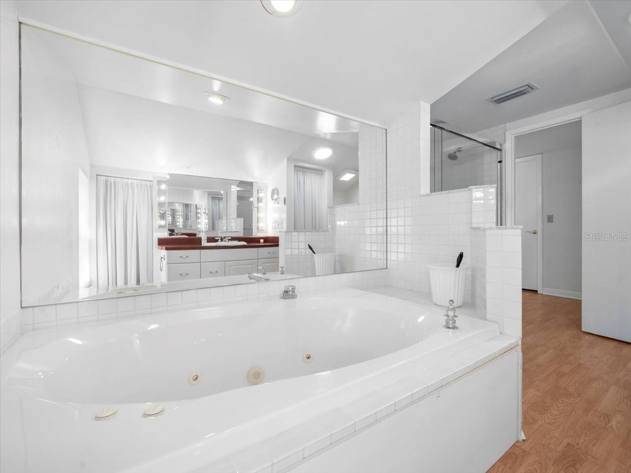 Image 27 of 35 For 15711 Springmoss Lane