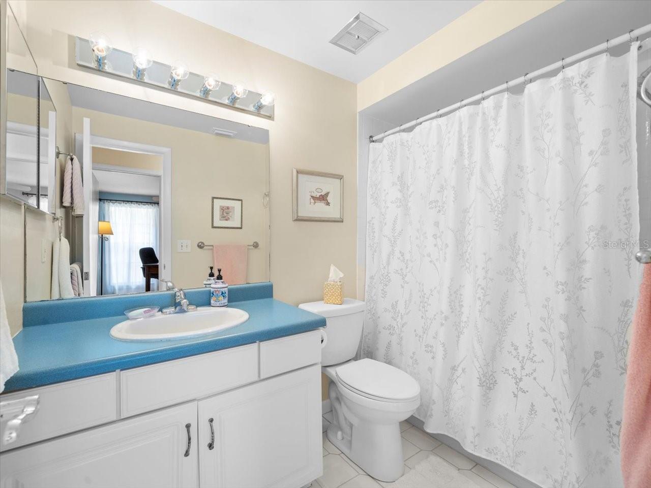 Image 30 of 35 For 15711 Springmoss Lane