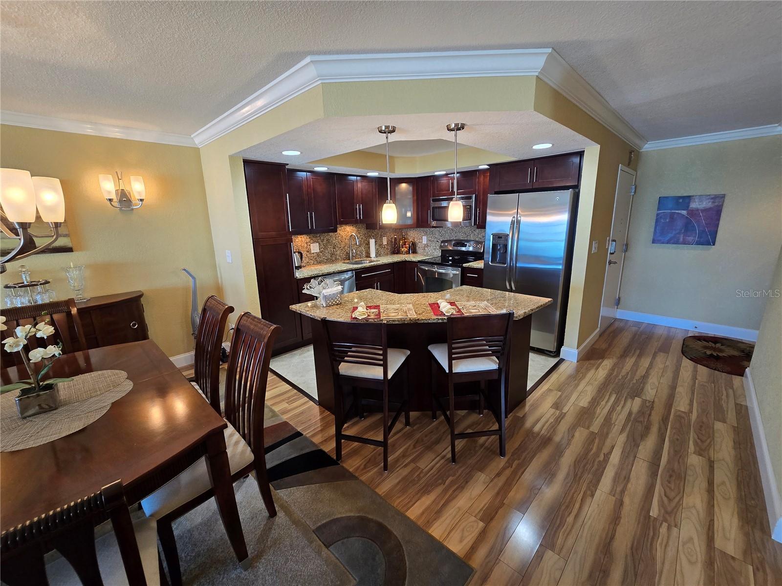 Image 16 of 58 For 855 Bayway Boulevard 908