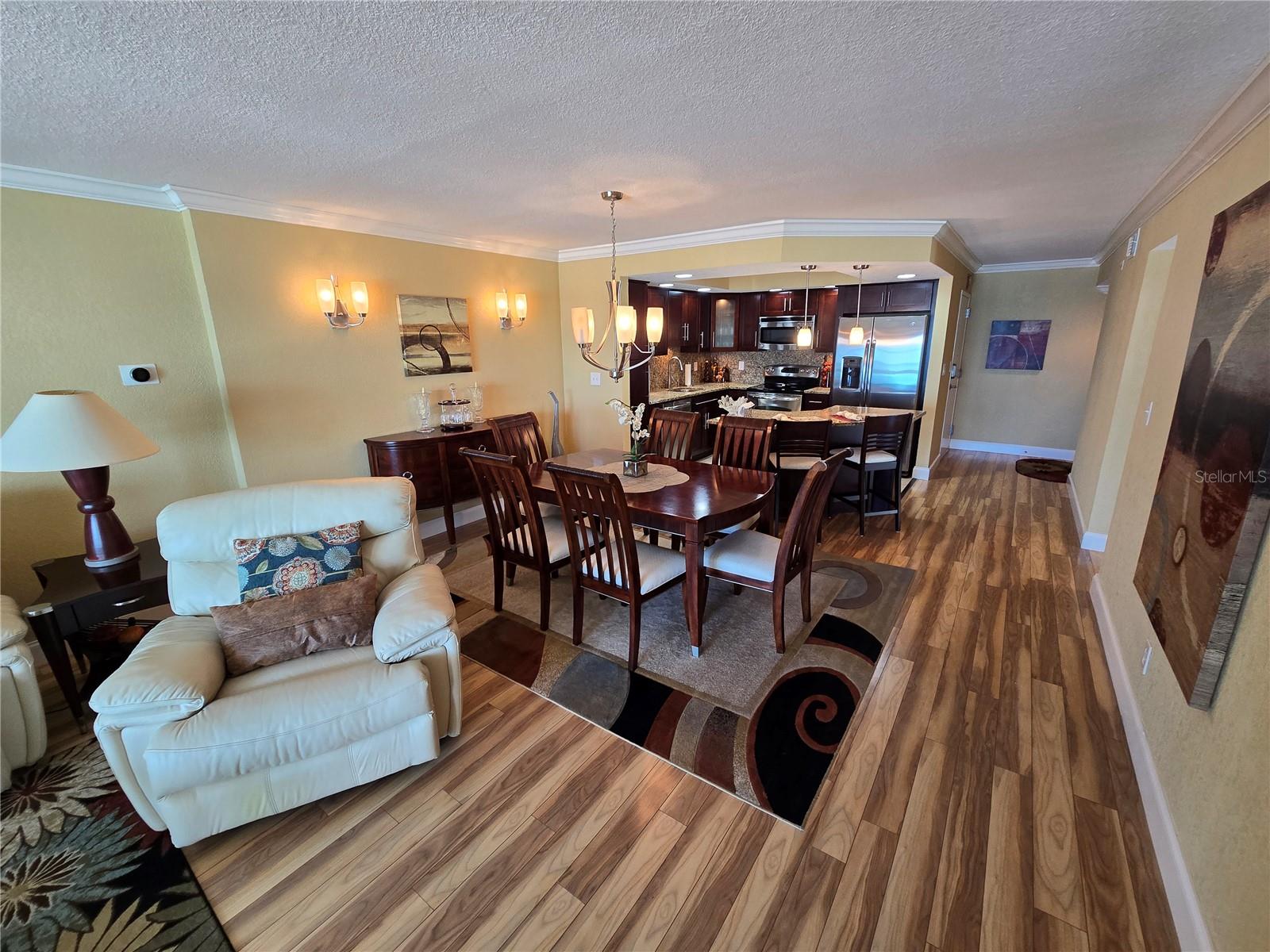 Image 28 of 58 For 855 Bayway Boulevard 908