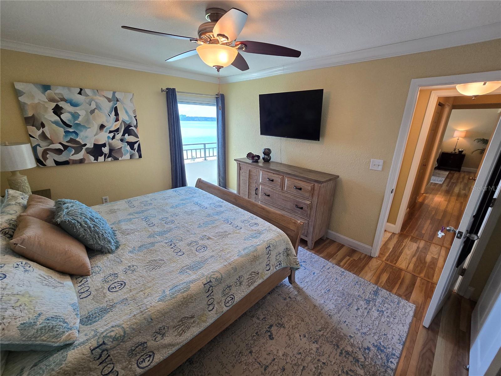 Image 30 of 58 For 855 Bayway Boulevard 908