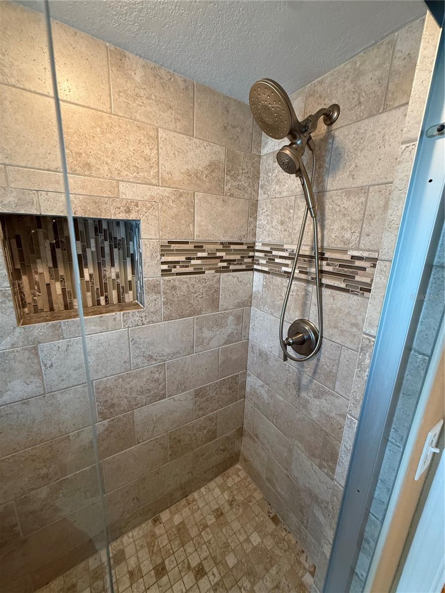 Image 32 of 58 For 855 Bayway Boulevard 908