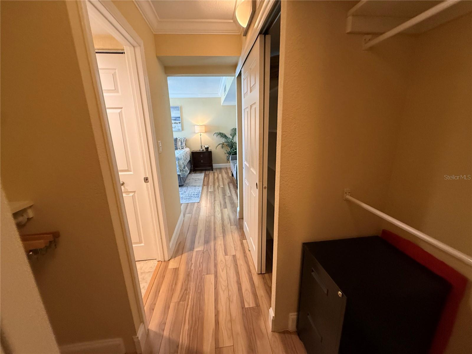 Image 34 of 58 For 855 Bayway Boulevard 908
