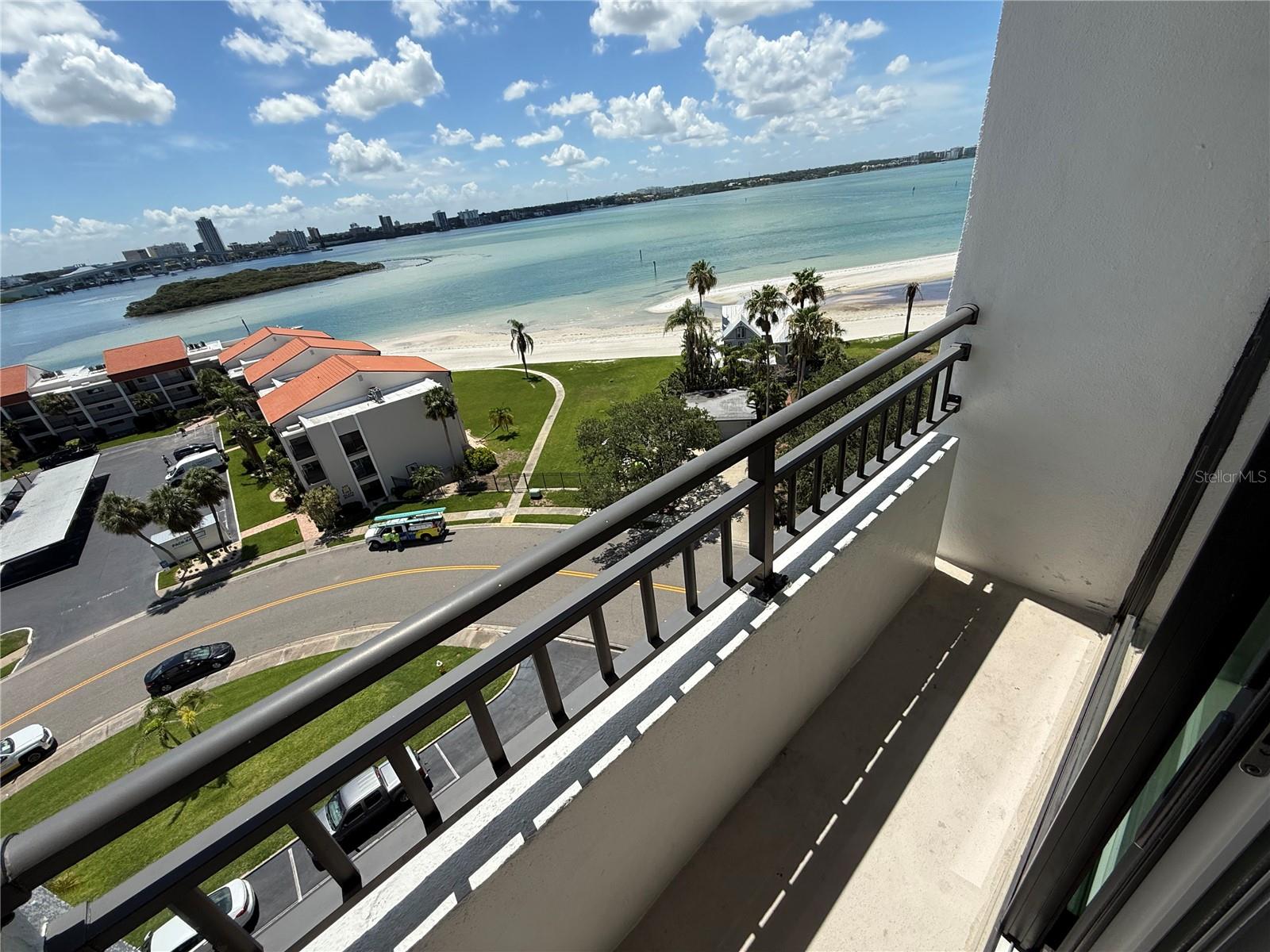 Image 39 of 58 For 855 Bayway Boulevard 908