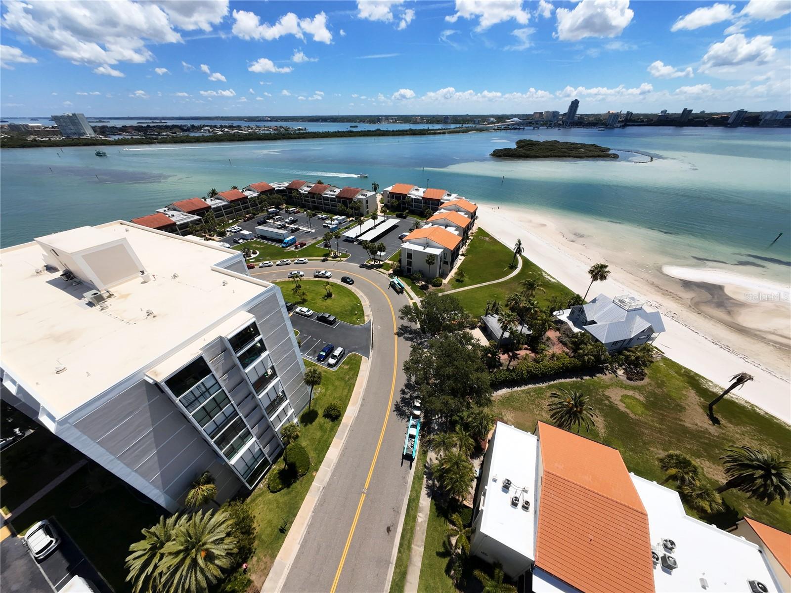 Image 5 of 58 For 855 Bayway Boulevard 908