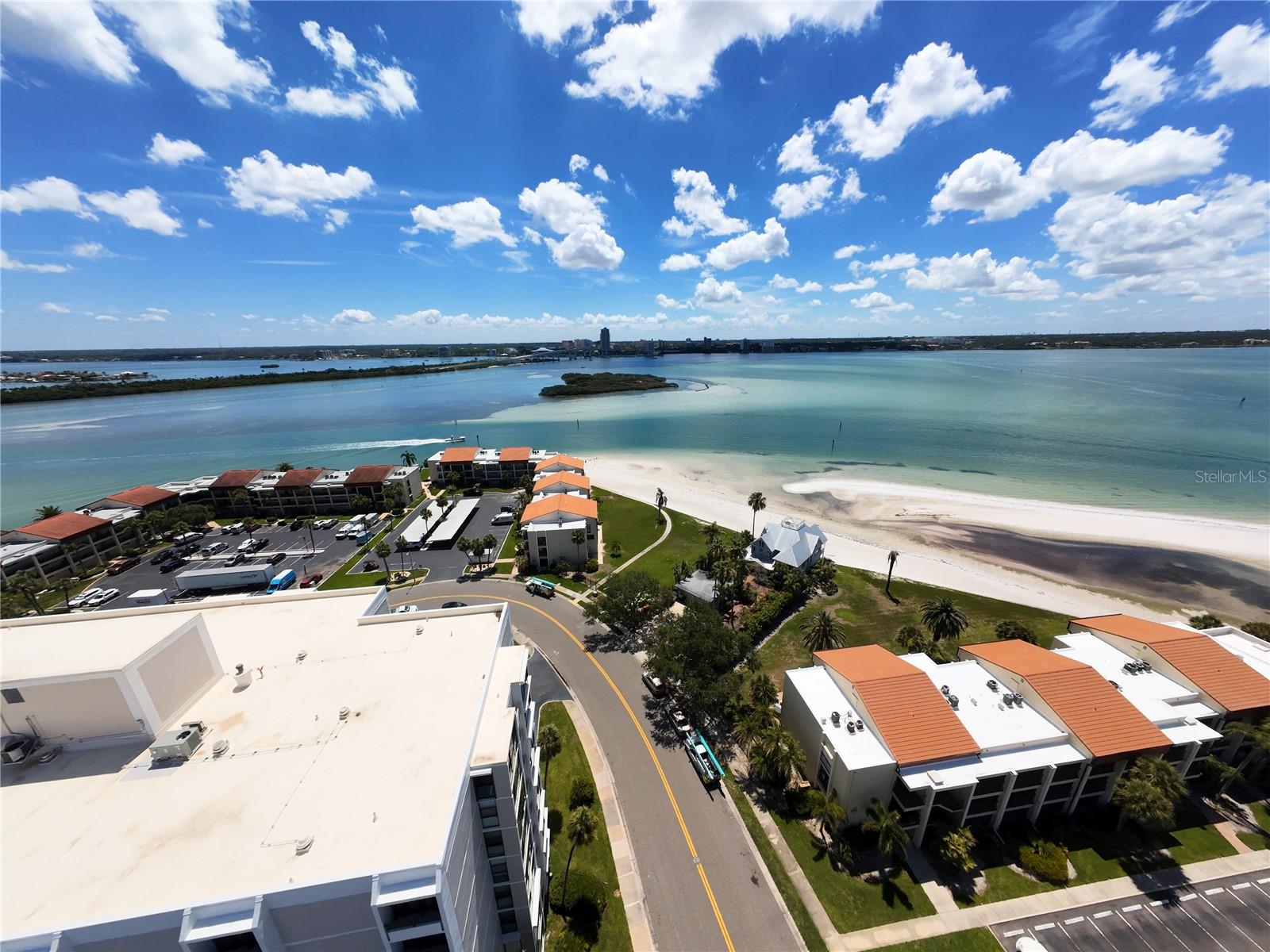 Image 7 of 58 For 855 Bayway Boulevard 908