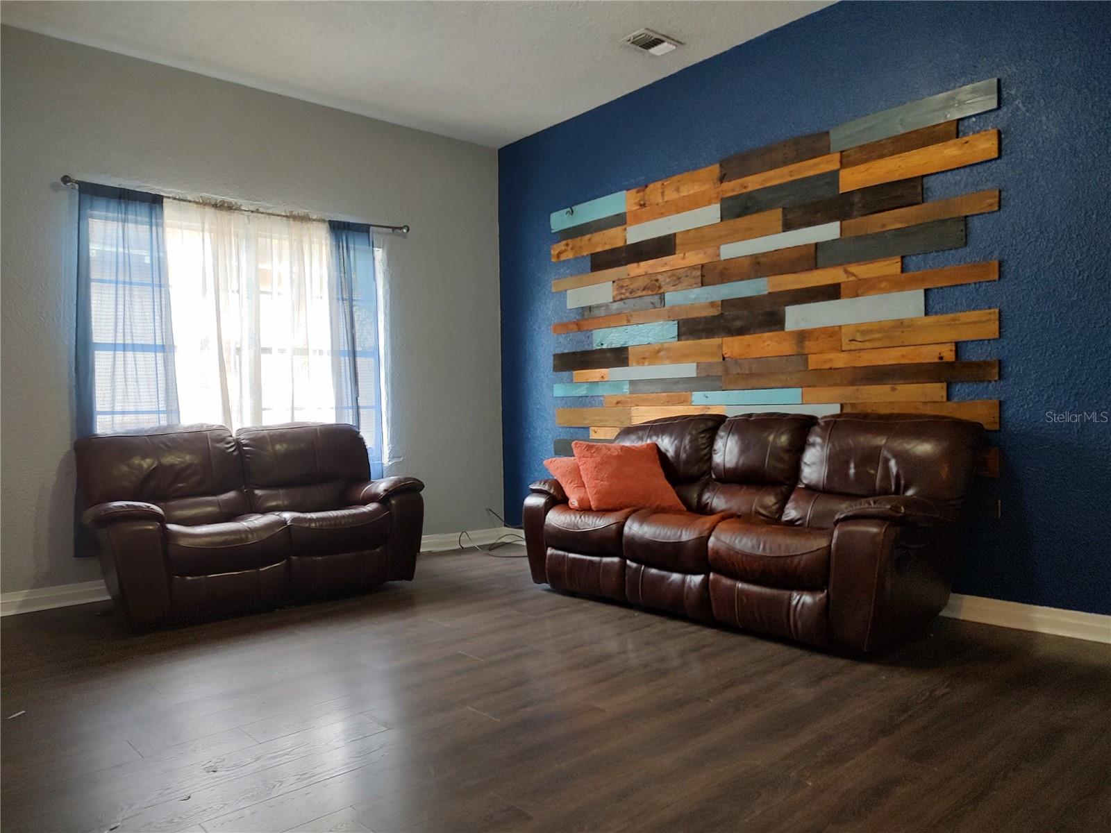 Image 5 of 16 For 2913 18th Street