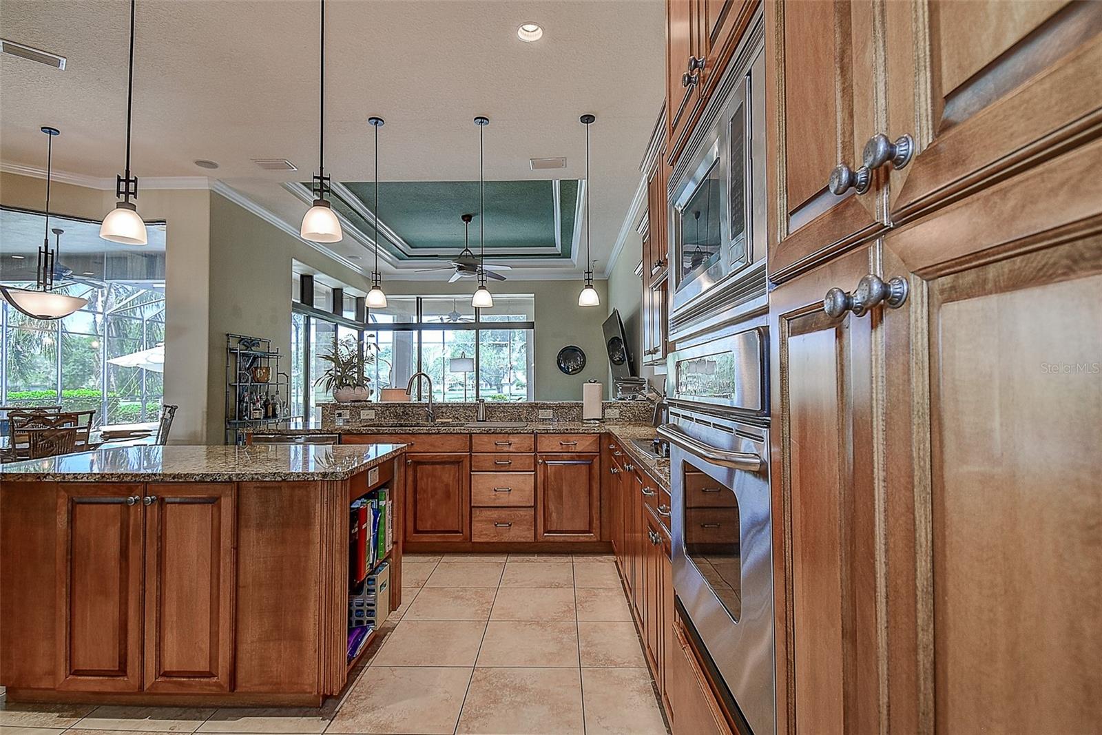 Listing photo id 16 for 12713 Grand Traverse Drive