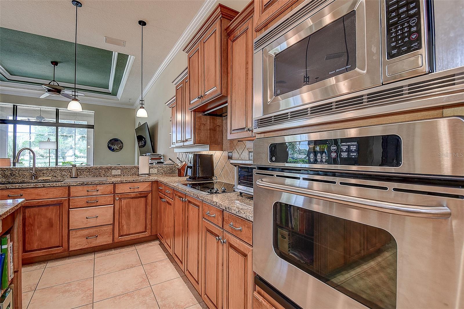 Listing photo id 17 for 12713 Grand Traverse Drive