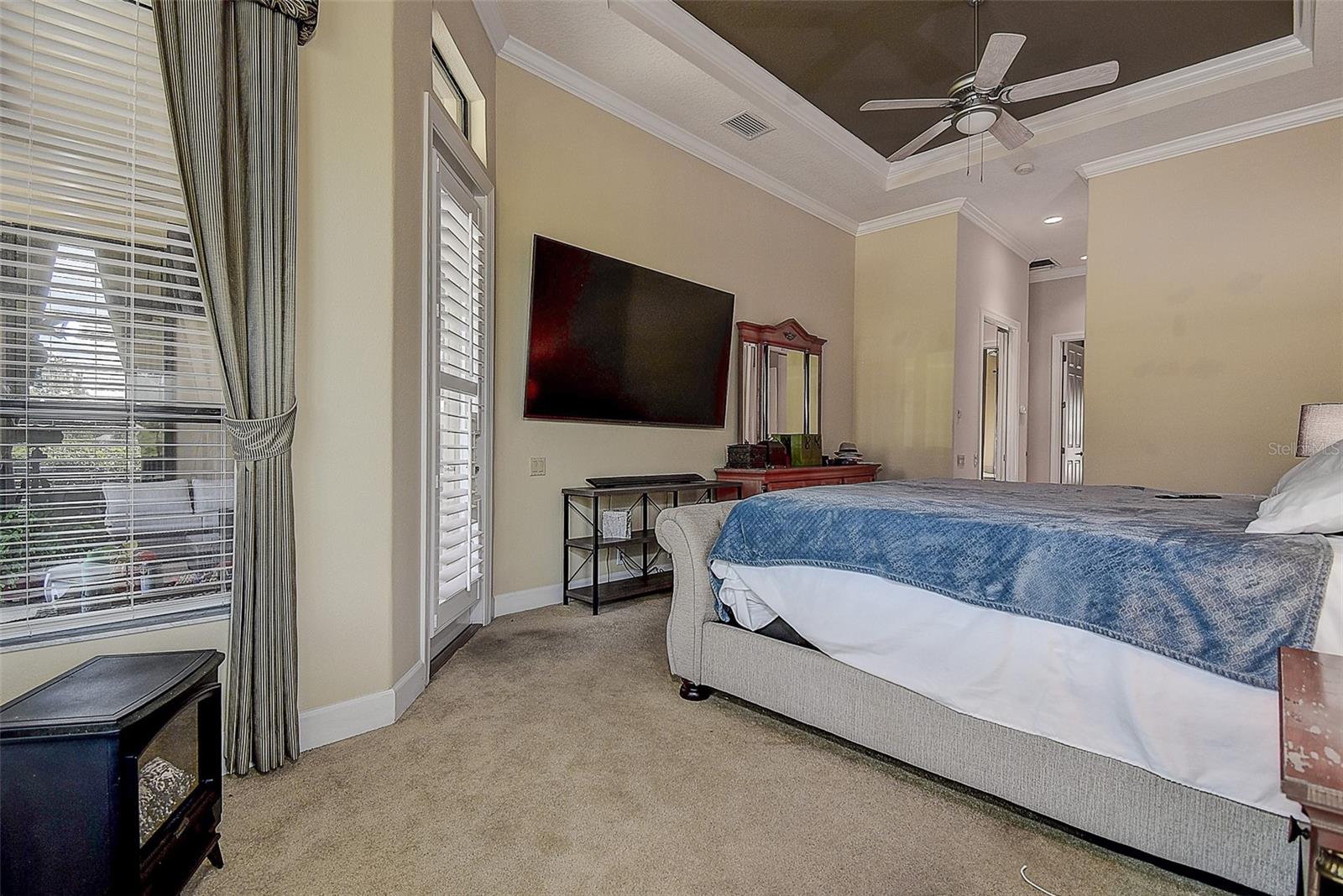 Listing photo id 35 for 12713 Grand Traverse Drive