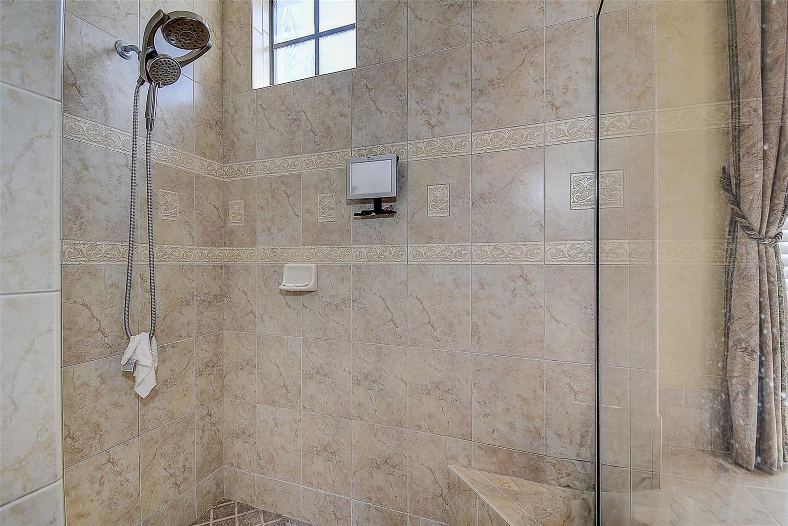 Listing photo id 39 for 12713 Grand Traverse Drive