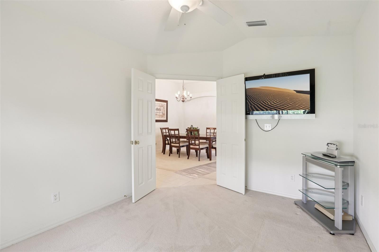 Image 18 of 39 For 2625 Brookville Drive