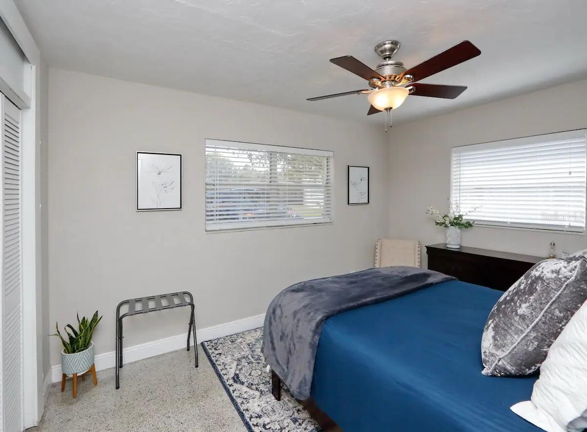 Image 12 of 34 For 4505 Clark Avenue