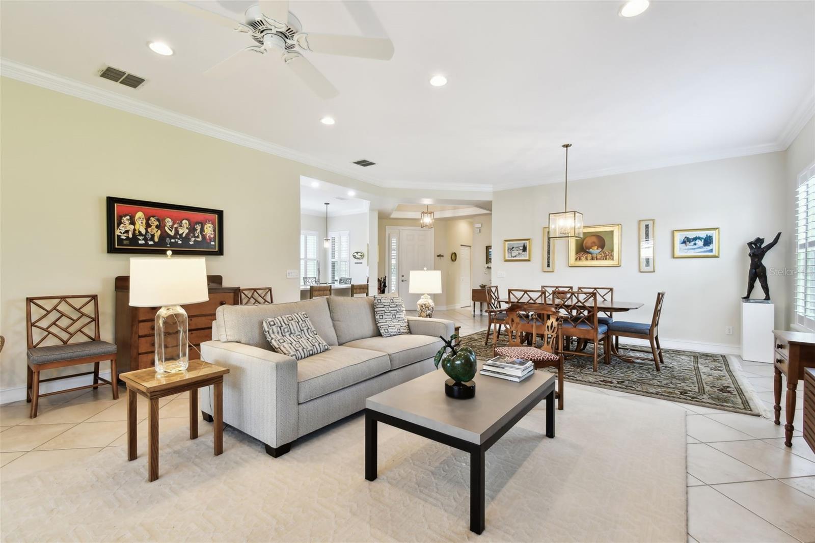 Listing photo id 11 for 5103 Shady Stone Place