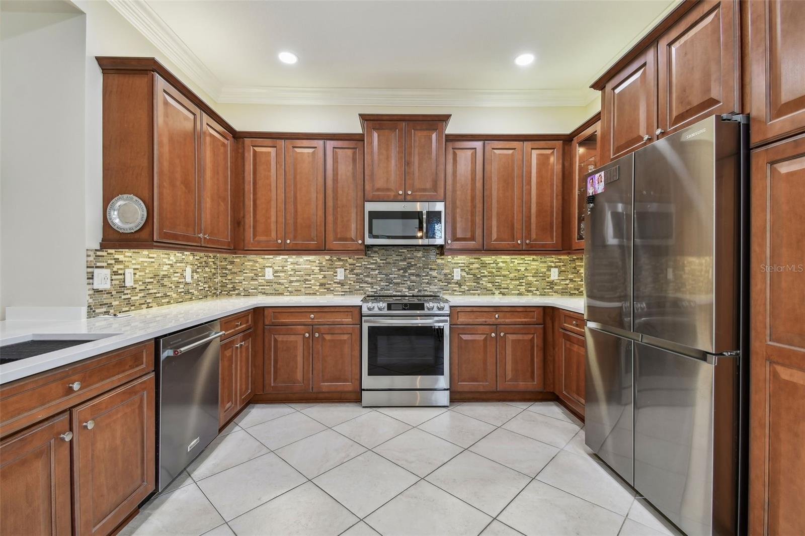 Listing photo id 4 for 5103 Shady Stone Place