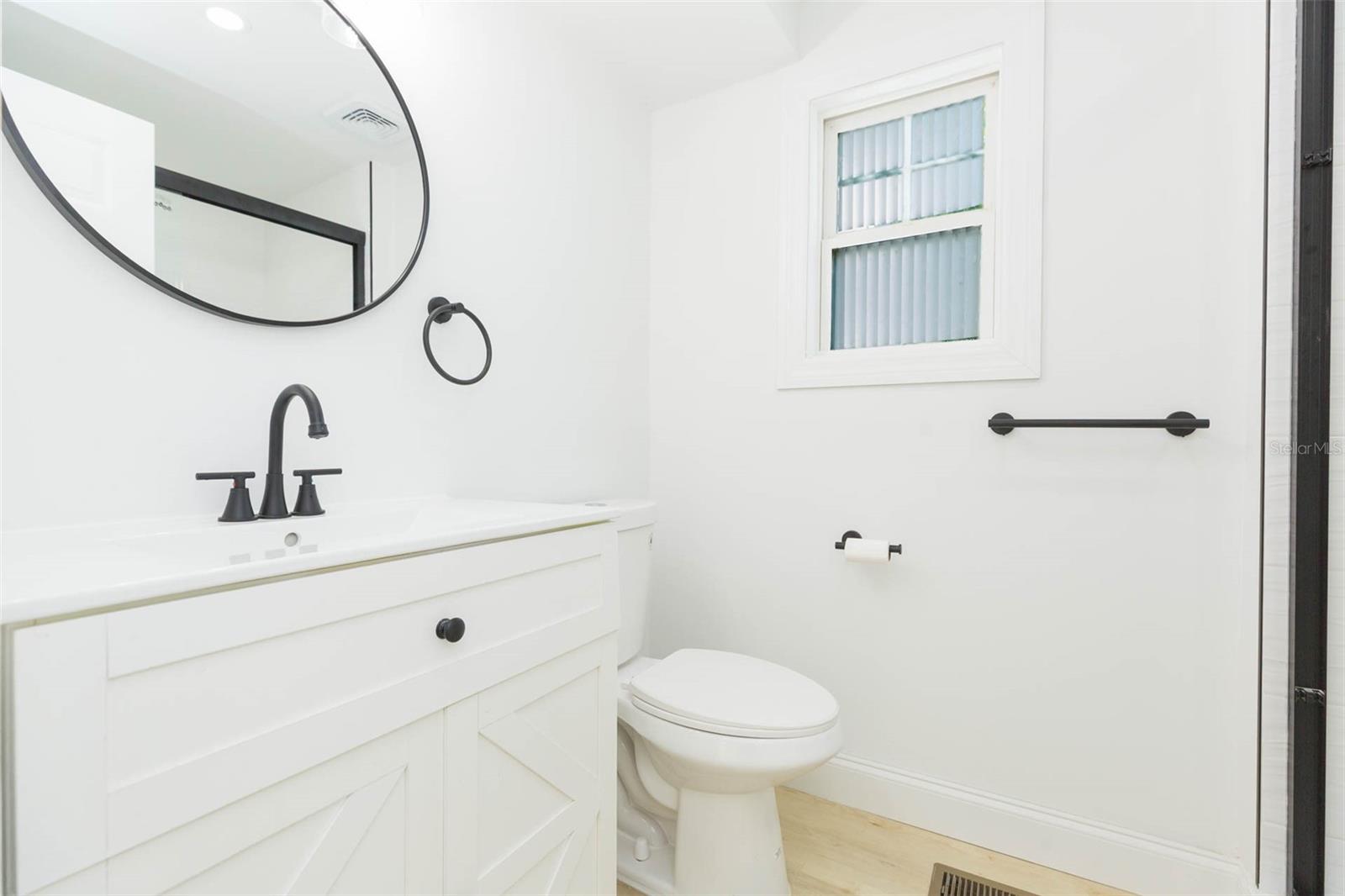 Image 27 of 41 For 9445 Cardy Street