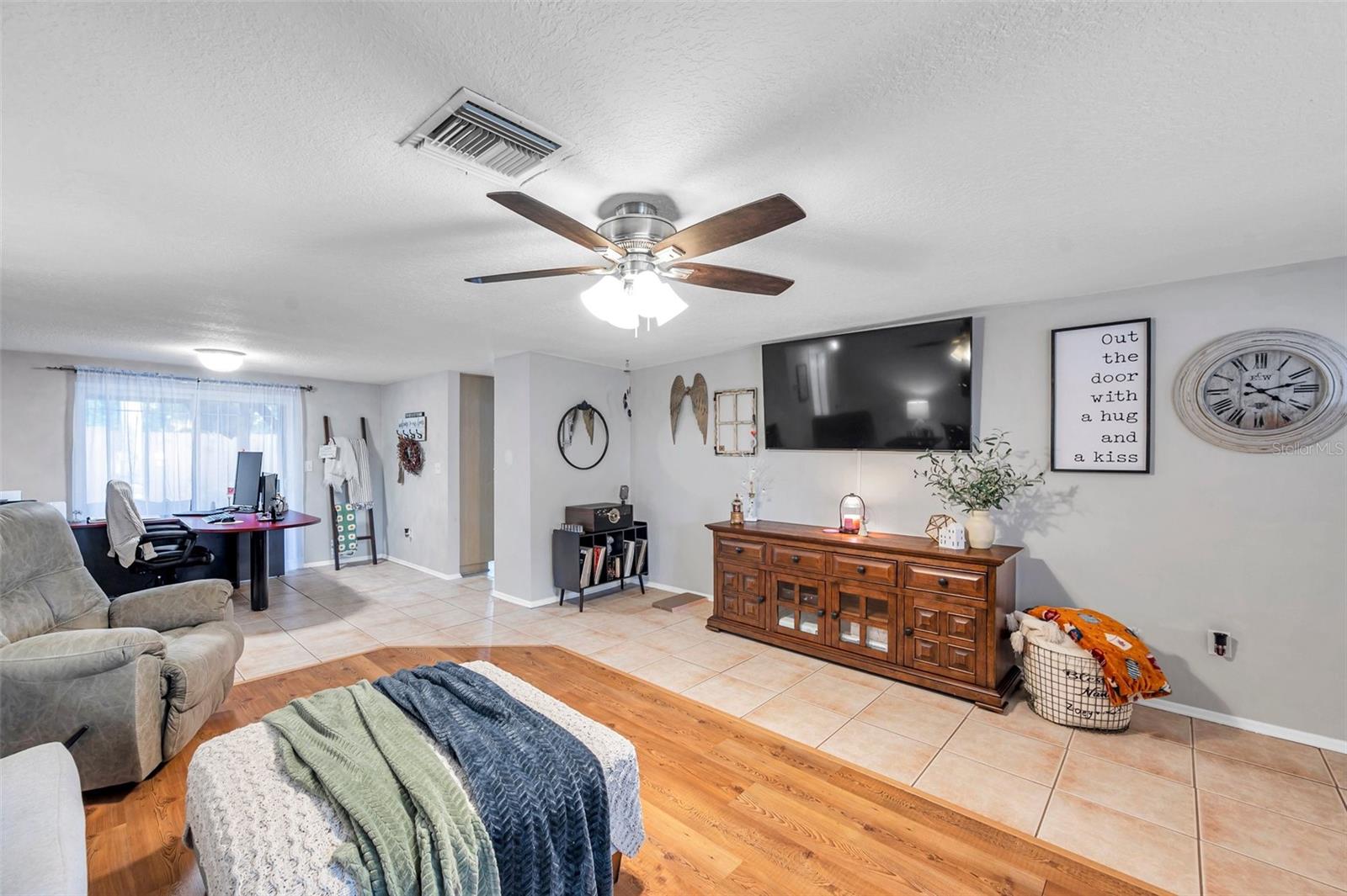 Image 9 of 43 For 5936 13th Avenue