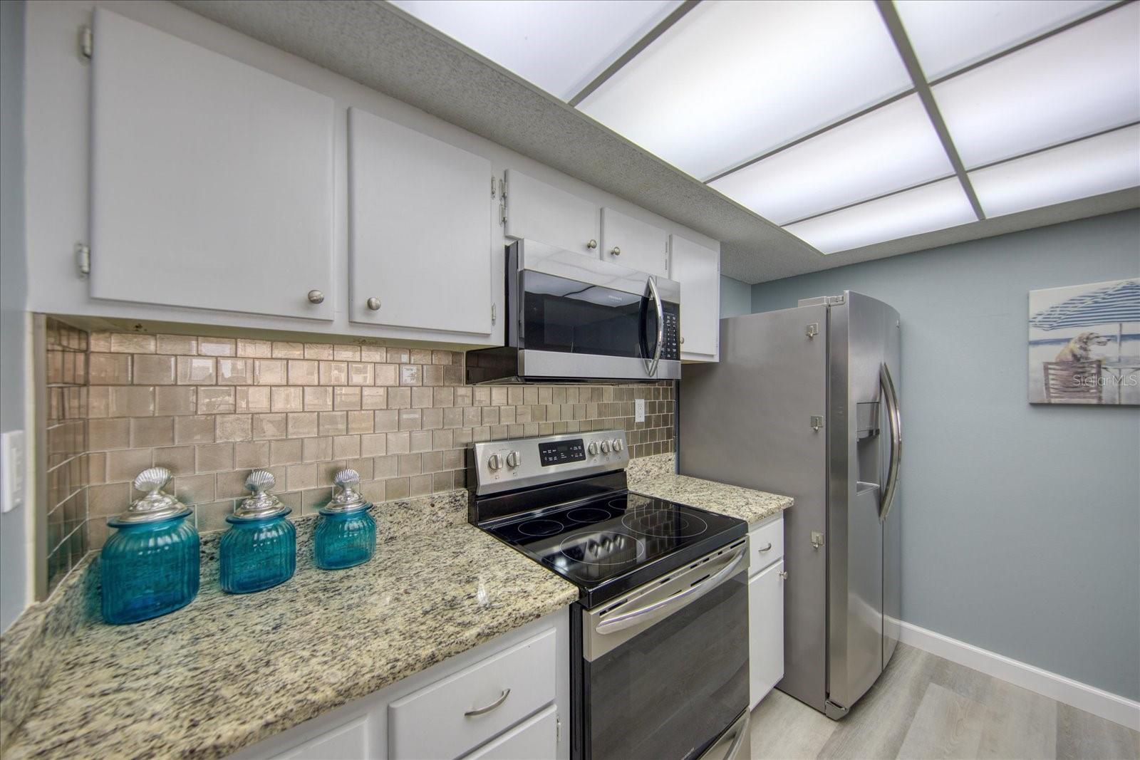 Image 10 of 36 For 440 Gulfview Boulevard 701
