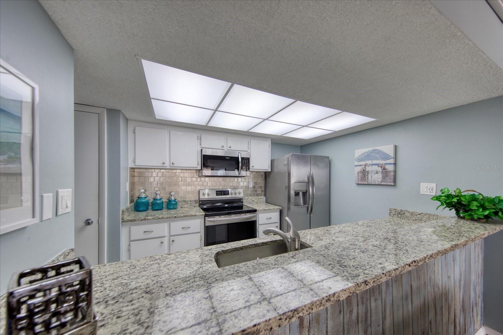 Image 13 of 36 For 440 Gulfview Boulevard 701