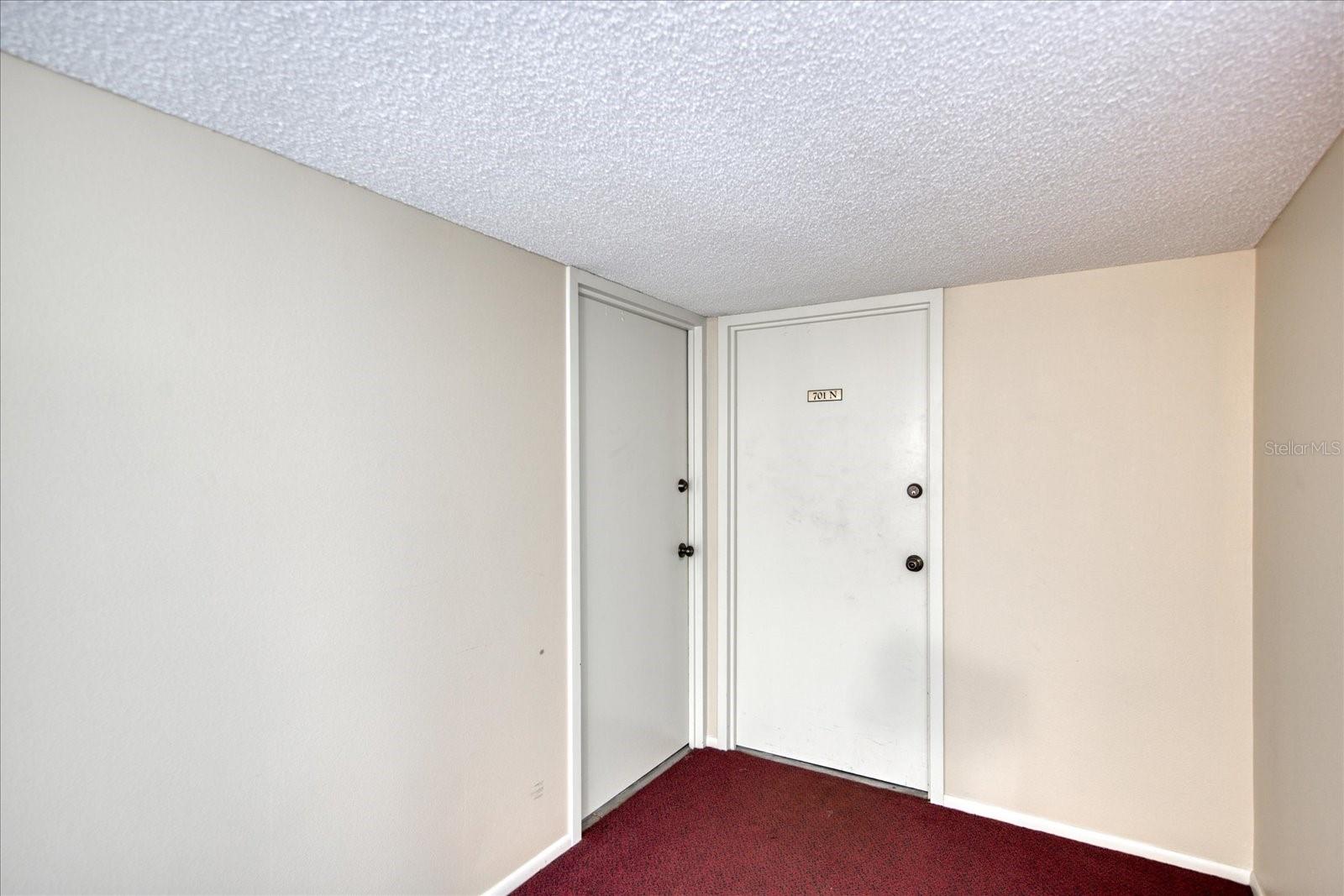 Image 2 of 36 For 440 Gulfview Boulevard 701